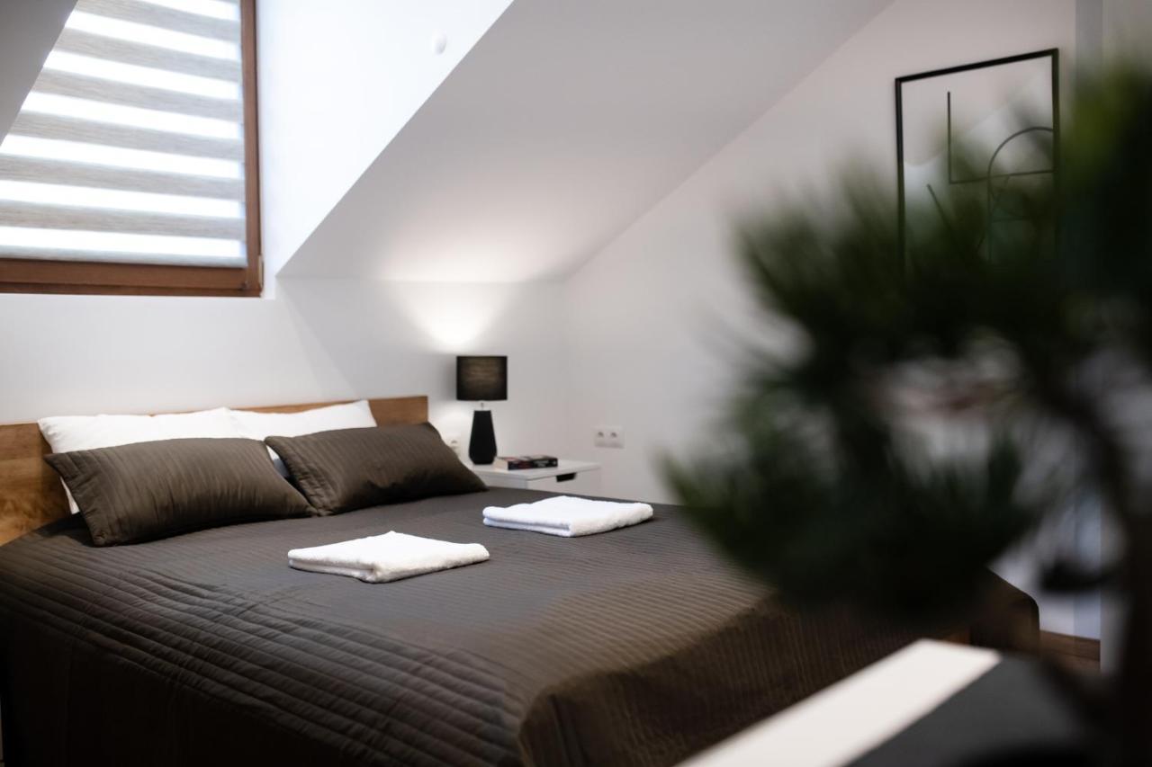 Neo Sky Apartment, Free Parking, 15 Min Walk Old Town&Kazimierz - By Homelike Kraków Exteriör bild