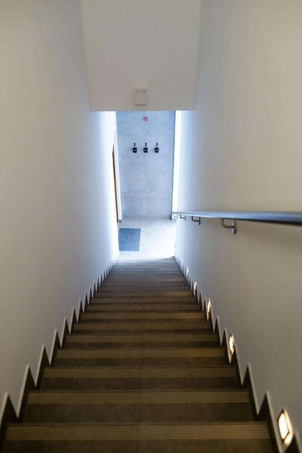 Neo Sky Apartment, Free Parking, 15 Min Walk Old Town&Kazimierz - By Homelike Kraków Exteriör bild